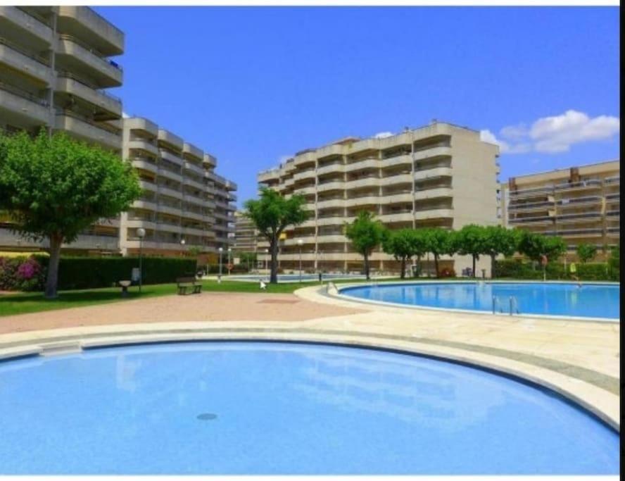 Apartamento En Salou Con 3 Piscinas Junto A Port Aventura מראה חיצוני תמונה